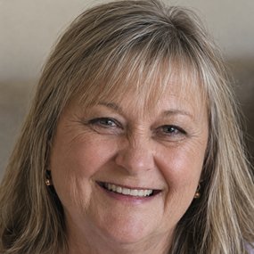 Mrs Tracy Worthington-Thin