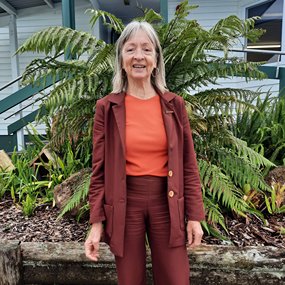 Mrs Rosoman / Ko Christine tēnei