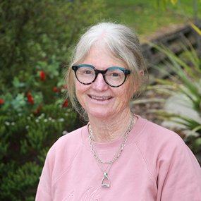Mrs Leslie Pedlow