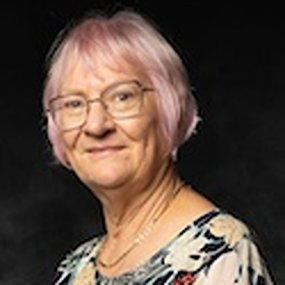 Ms Helen Raynes