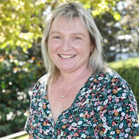 Mrs Shelley Willocks