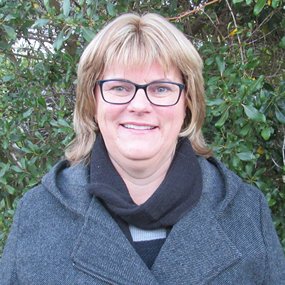 DENISE MORE