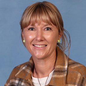 Mrs Leanne Dendle