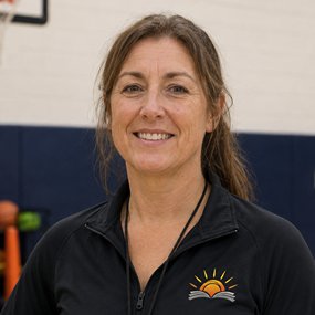 Ms Nikki Rowe
