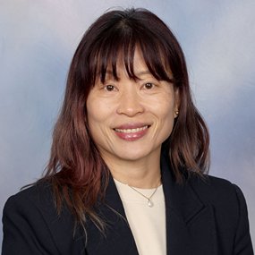 Ms Annette Lee