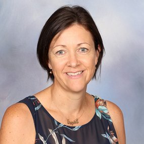 Mrs Kathryn Hira