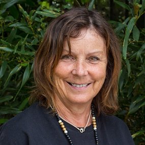 Mrs Claire Kane