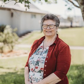 Mrs Jacqui Lockyer