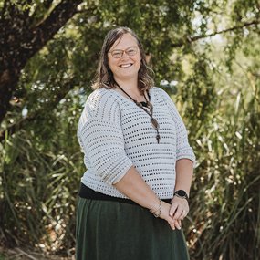 Mrs Karin Bosch