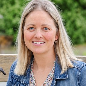 Joyce Wakelin